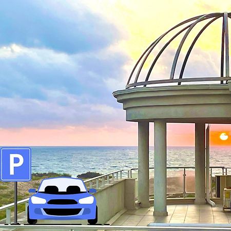 פרימורסקו Sea View Apartment Free Parking מראה חיצוני תמונה