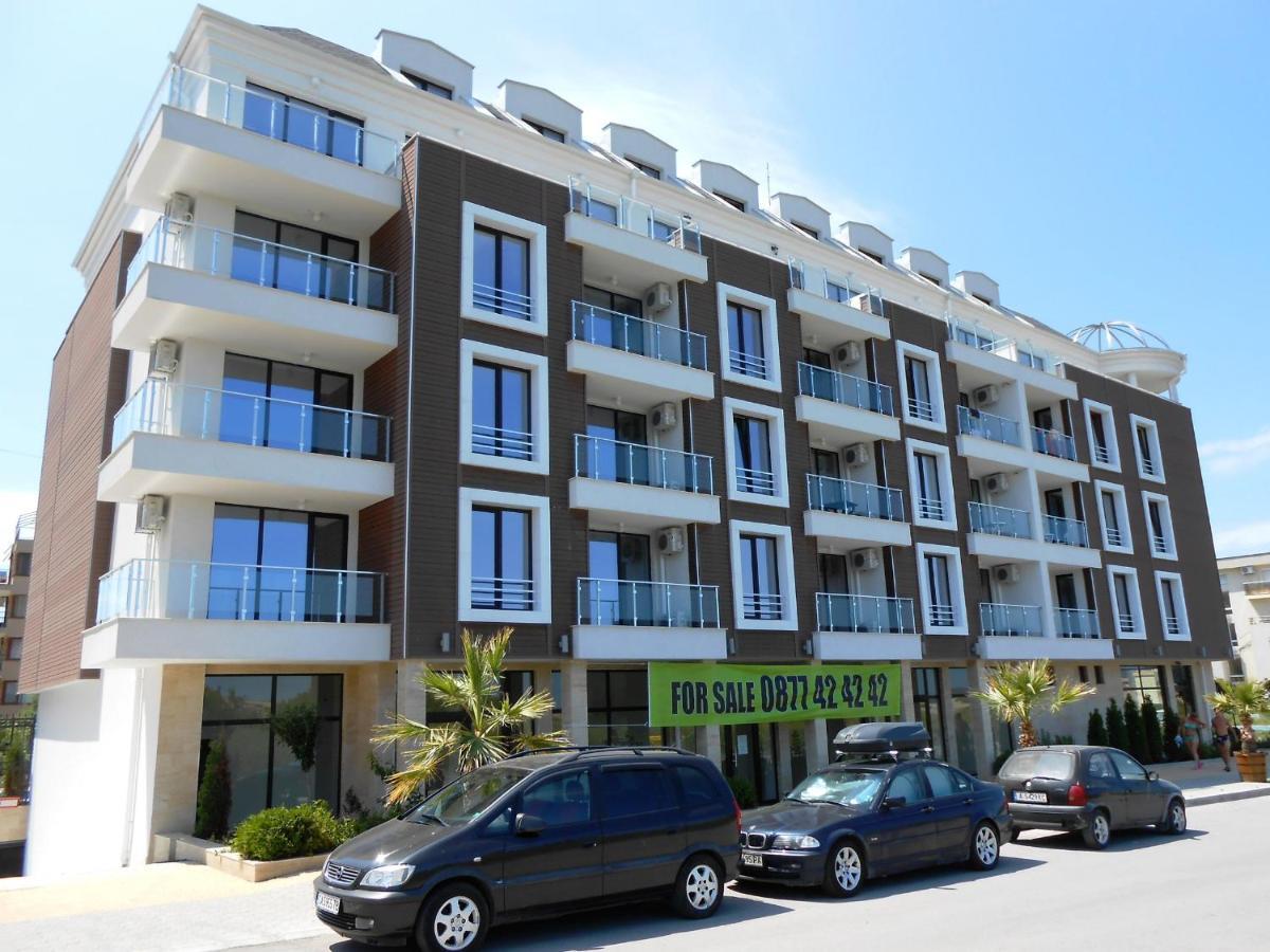 פרימורסקו Sea View Apartment Free Parking מראה חיצוני תמונה