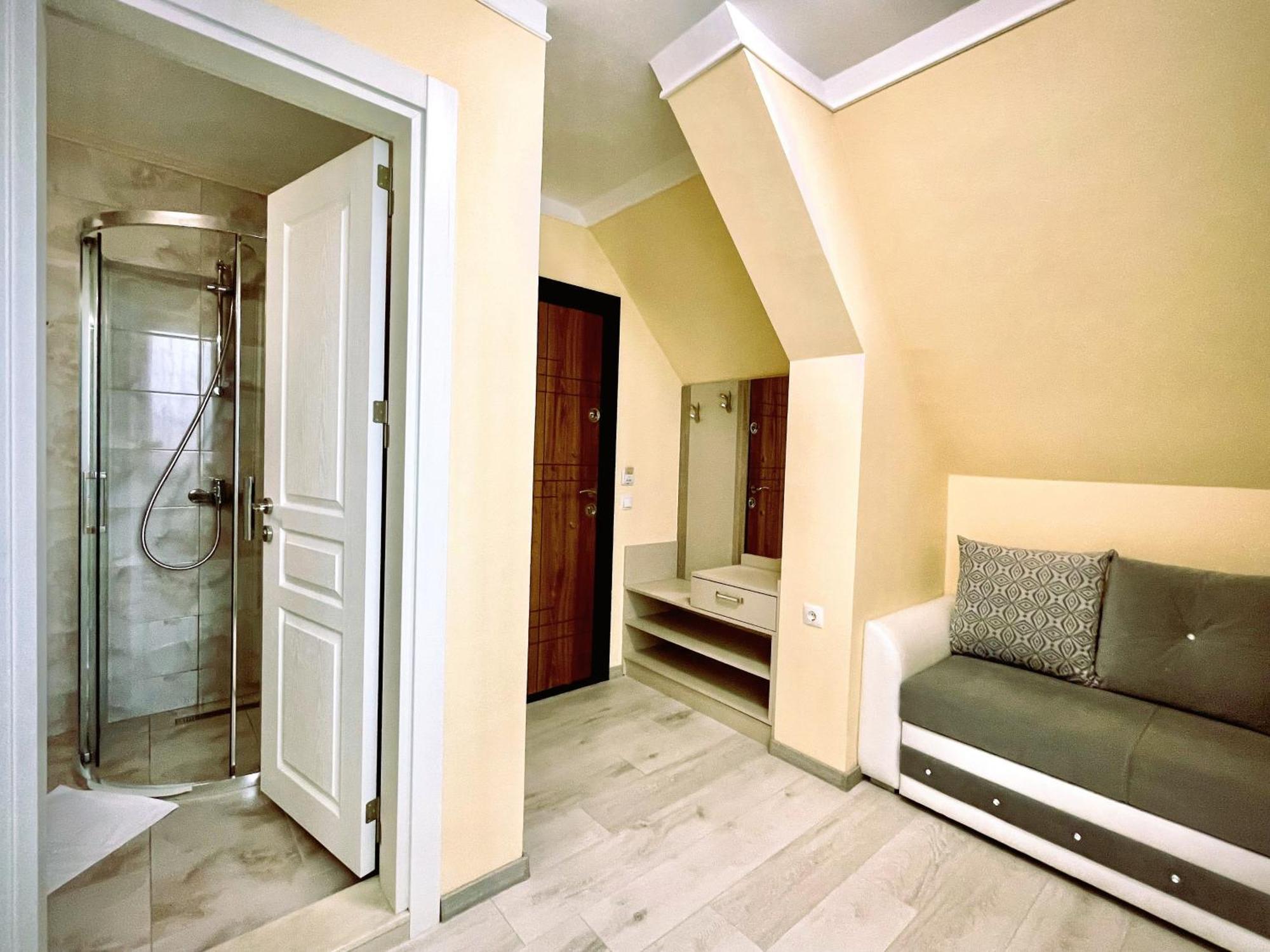 פרימורסקו Sea View Apartment Free Parking מראה חיצוני תמונה