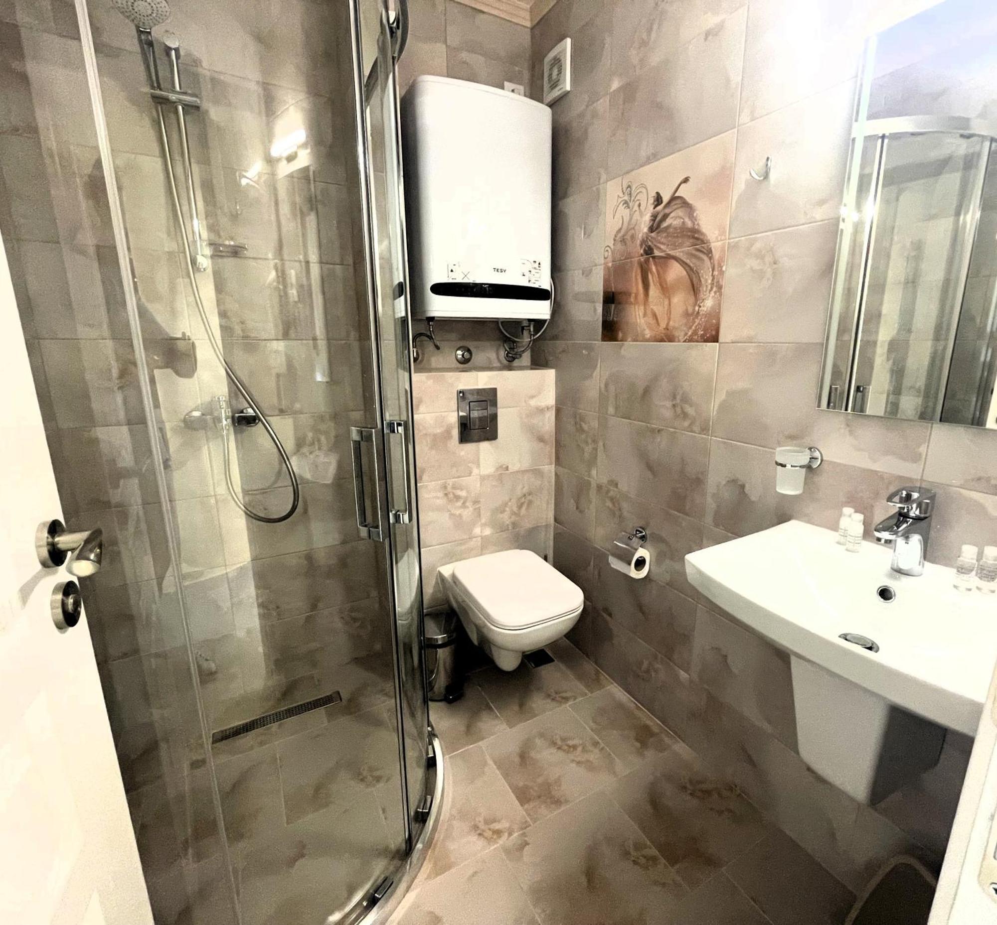 פרימורסקו Sea View Apartment Free Parking מראה חיצוני תמונה